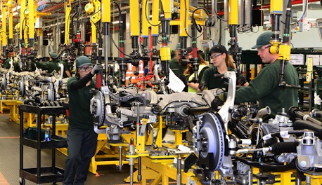 Preţurile producătorului în industrie în luna februarie a acestui an s-au majorat cu 0,2% faţă de ianuarie curent. 