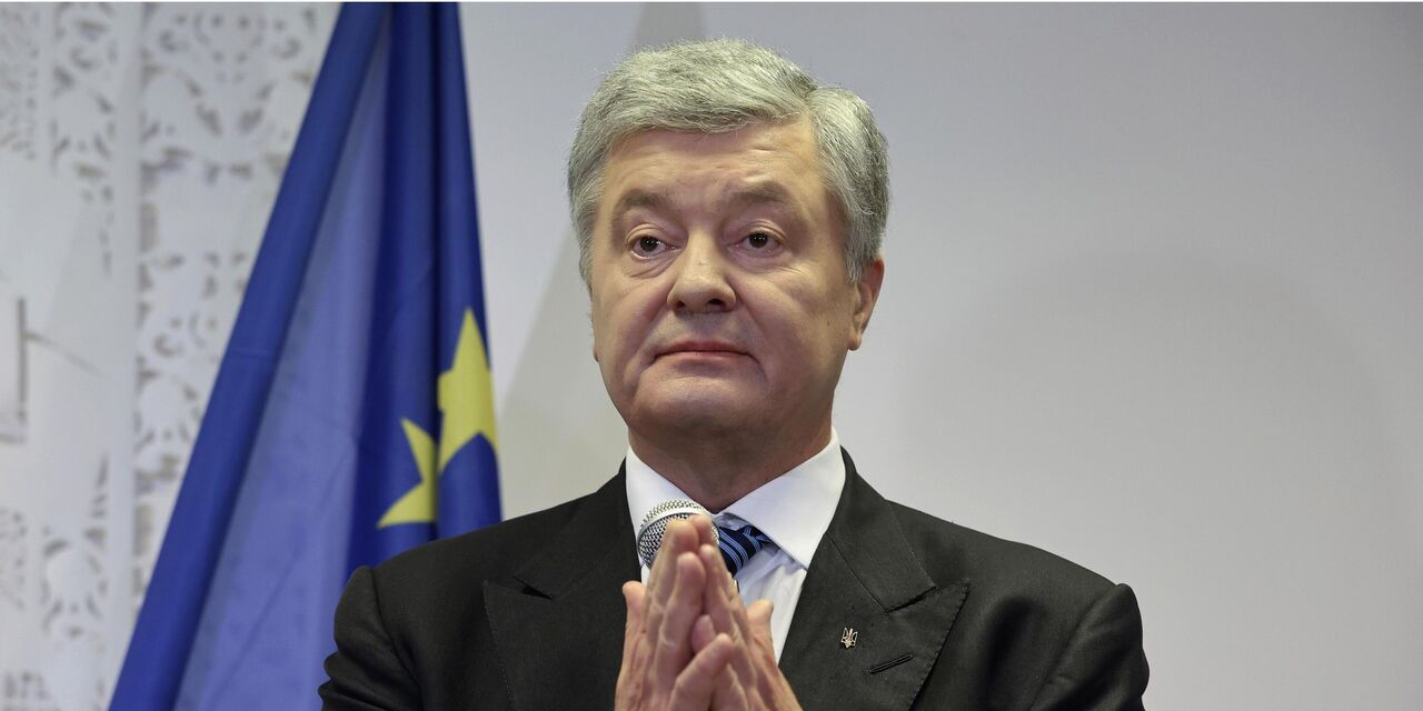 Порошенко за год войны в Украине обогатился на 224 миллиона долларов.