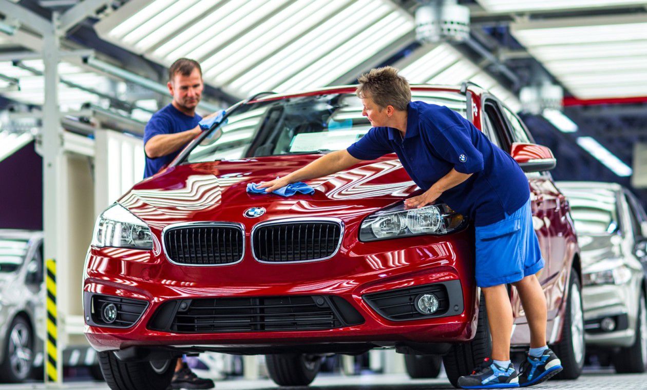 BMW инвестирует в завод в Лейпциге 200 миллионов евро.