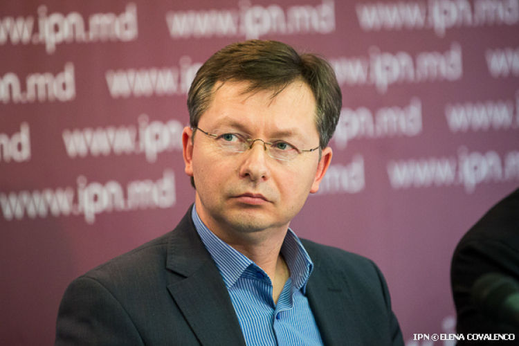Негруцэ, получающий пособие в 150 000 леев от Moldovagaz, не участвует в принятии решений.