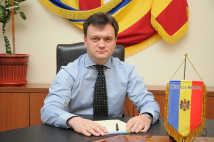 Ministrul a spus că la MAI va avea loc şi o reevaluare a modului în care se utilizează în prezent automobilele de serviciu