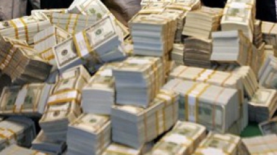 Această concentrare se va accentua şi mai mult în anii următori, întrucât avuţia bogaţilor creşte mai rapid decât totalul la nivel global.