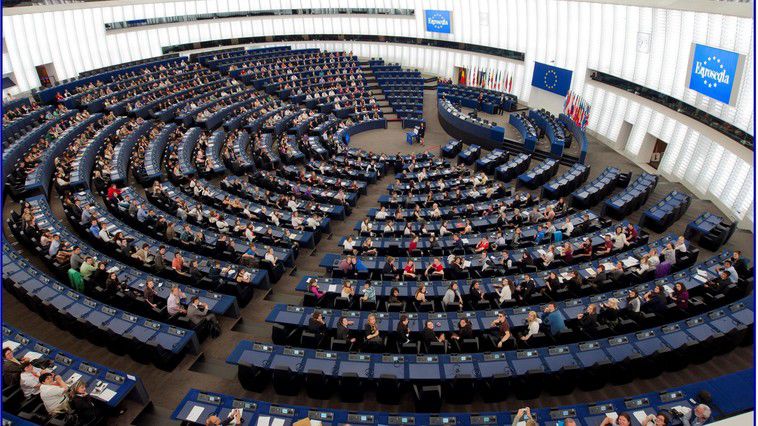 Проект критической резолюции по властям Молдовы отклонил Европейский парламент.