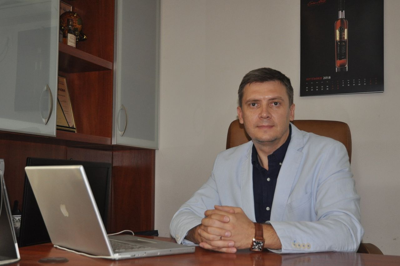 Директор предприятия Бурчак Евгений.