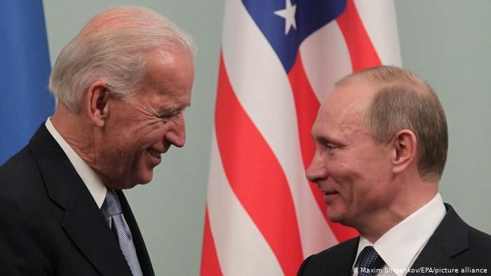 Президент США Джо Байден заявил, что в интересах Путина поменять мнение мира о себе.