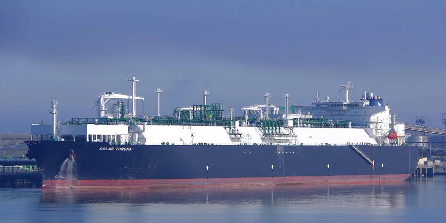 СПГ-терминал Golar Tundra может хранить до 170 тыс. кубометров сжиженного топлива.