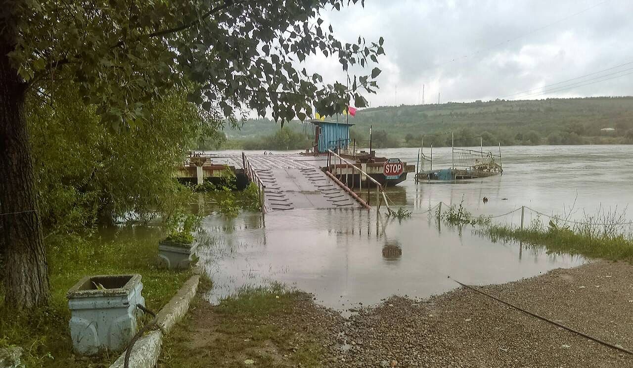 Два КПП паромного типа временно не работают.