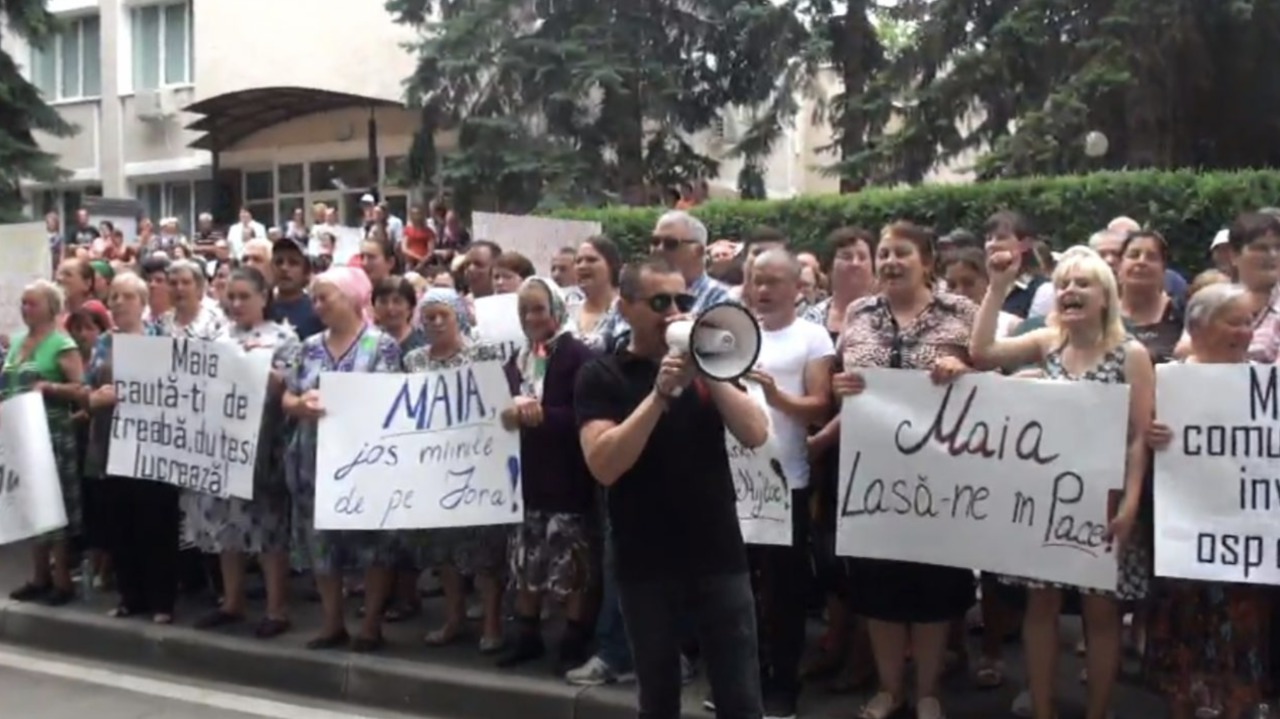 Жители Жора де Мижлок протестуют против жалобы PAS об отмене выборов.