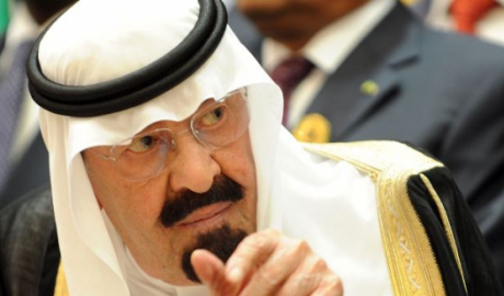 În 1932, el înfiinţează regatul Arabiei Saudite şi se proclamă rege.