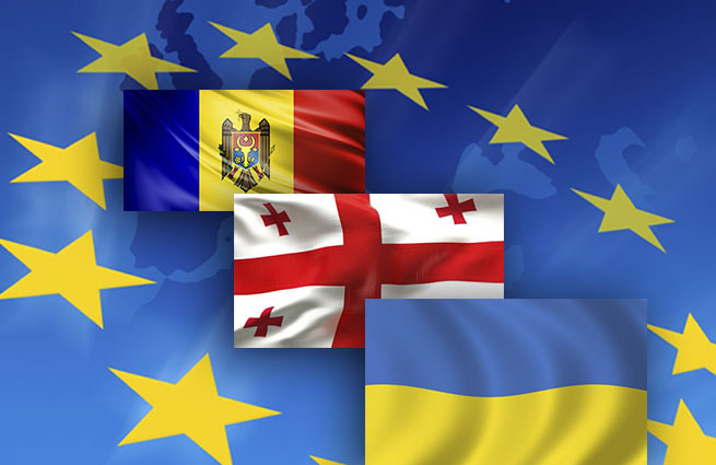 Украина, Молдавия и Грузия 27 июня 2014 года подписали соглашение об ассоциации с ЕС.  Фото: voicesevas.ru