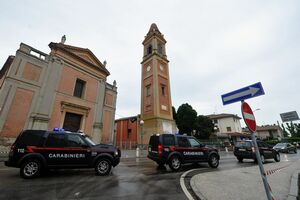 Cutremurul de 6 grade produs duminică în Italia a fost urmat de 24 de replici seismice cu o magnitudine de până la 3,7 grade