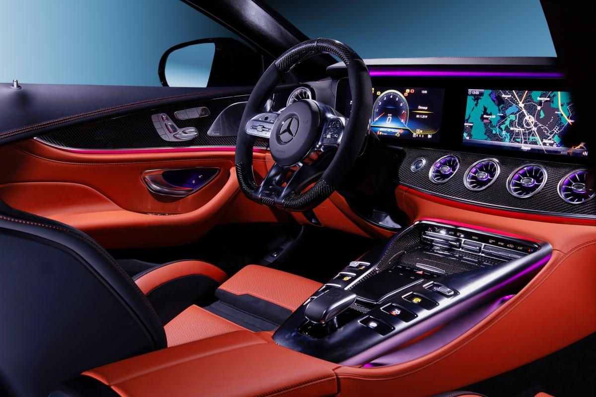 В автомобилях Mercedes появится ChatGPT.