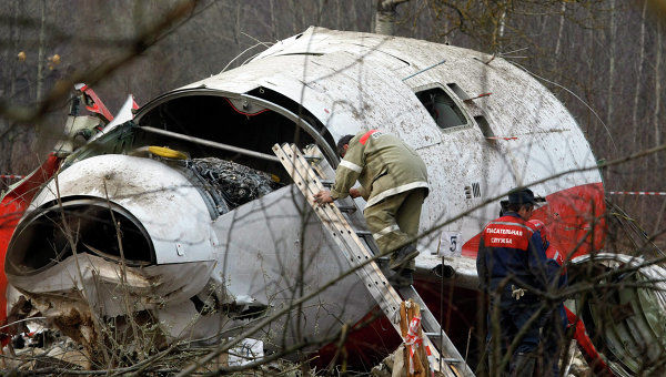 Самолет Ту-154 президента Польши Леха Качиньского 10 апреля 2010 года потерпел крушение.