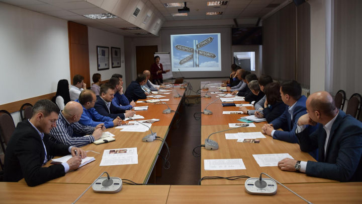 Instruiri anticorupție pentru colaboratorii vamali cu funcții de conducere. 