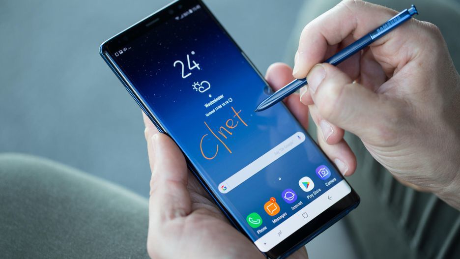 Samsung уже в курсе проблемы, но пока никак не отреагировала на жалобы пользователей. 