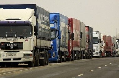 Турция поставляет в Россию продукты питания, сельскохозяйственные товары и текстиль.