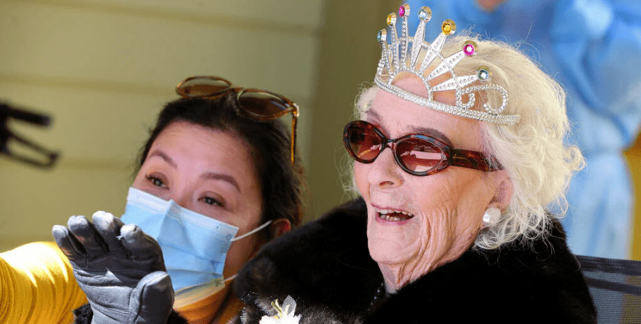 В честь 116-летней американки устроят парад: Она особенная.