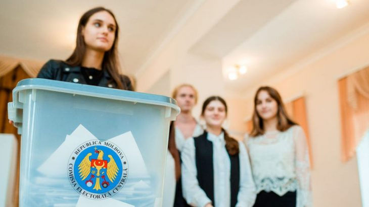 Эксперт о выборах: Молодежь 18-25 лет произвела фурор.