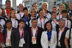 Șeful Executivului le-a spus sportivilor că cei care vor obţine locul I la Olimpiadă, la întoarcerea în ţară vor primi câte un apartament cu patru odăi.