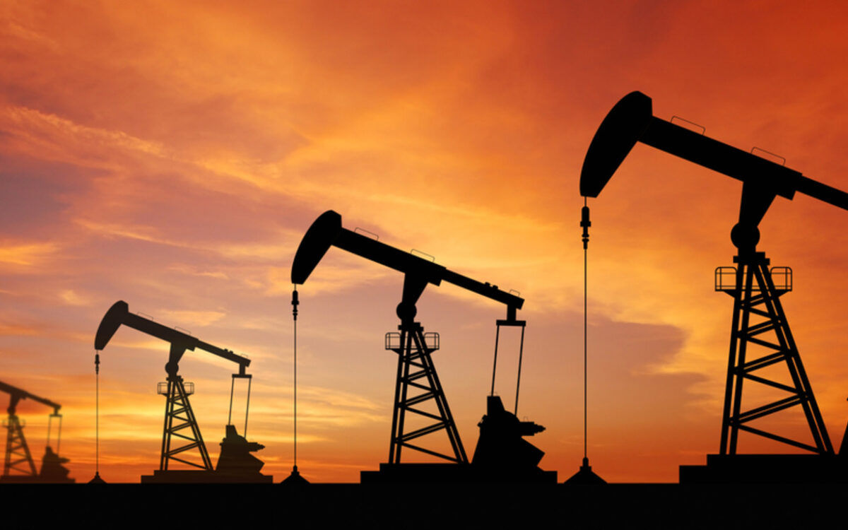 Reuters: ЕС может освободить Венгрию и Словакию от нефтяного эмбарго РФ.