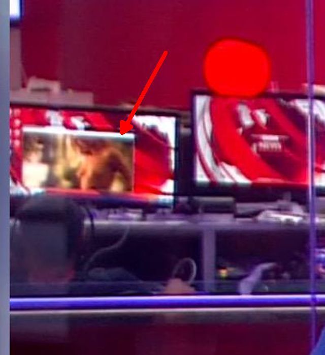 BBC a transmis, accidental, o scenă jenantă în timpul ştirilor. Foto: captură video
