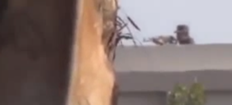 Ultimul foc surprins de camera de luat vederi a fost şi ultimul lucru pe care l-a văzut fotograful.