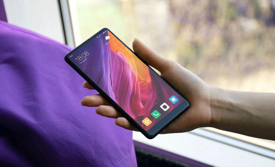 В Xiaomi 12S Ultra обнаружили скрытый и неактивный процессор.