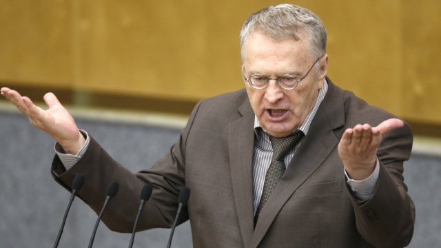 Жириновский считает, что СНГ нужно преобразовать.
