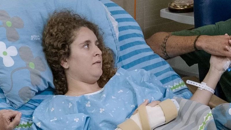  Сообщение отцу помогло 22-летней Нете выжить в резне в кибуце Кфар-Аза.