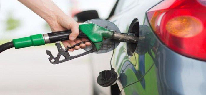 Experți: Nu există motiv de a scumpi carburanții. Reacția ANRE. Foto: dpccars.com