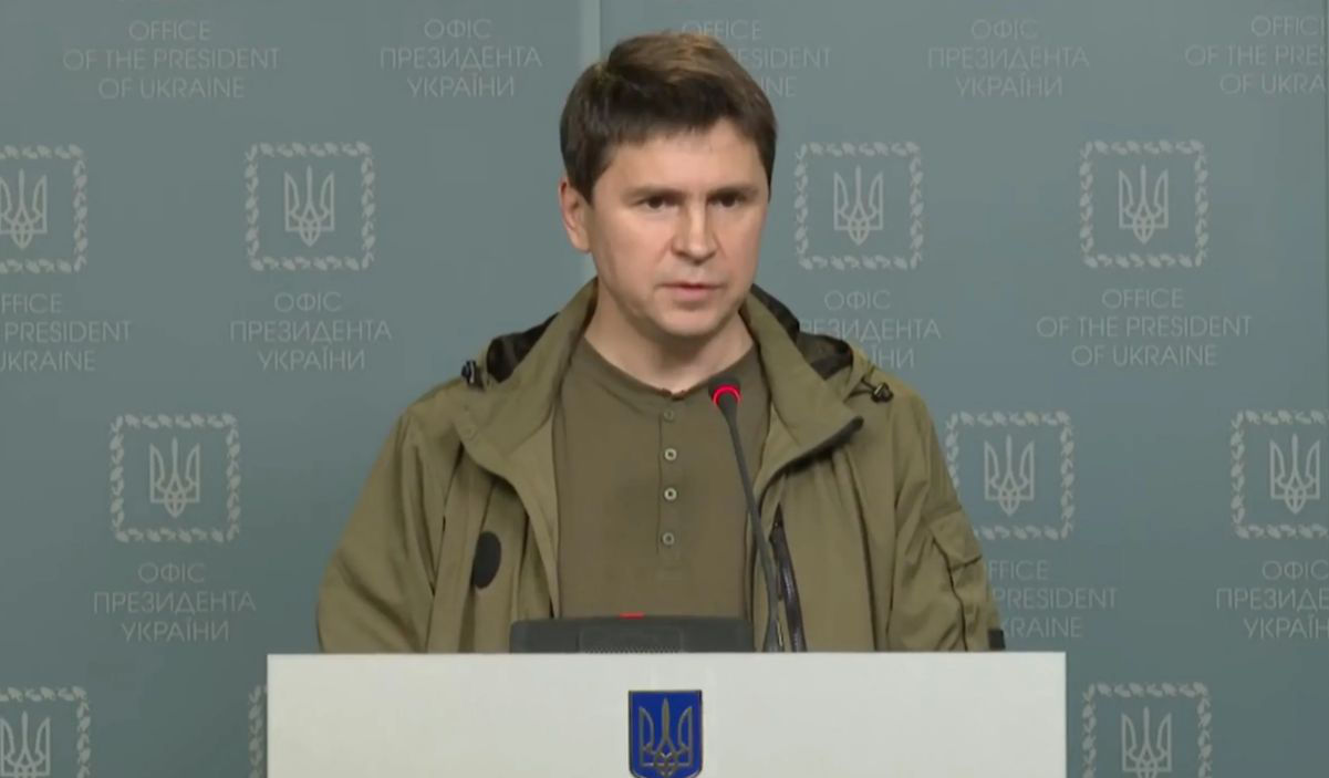 Подоляк назвал возможные сроки "старта" контрнаступления ВСУ.