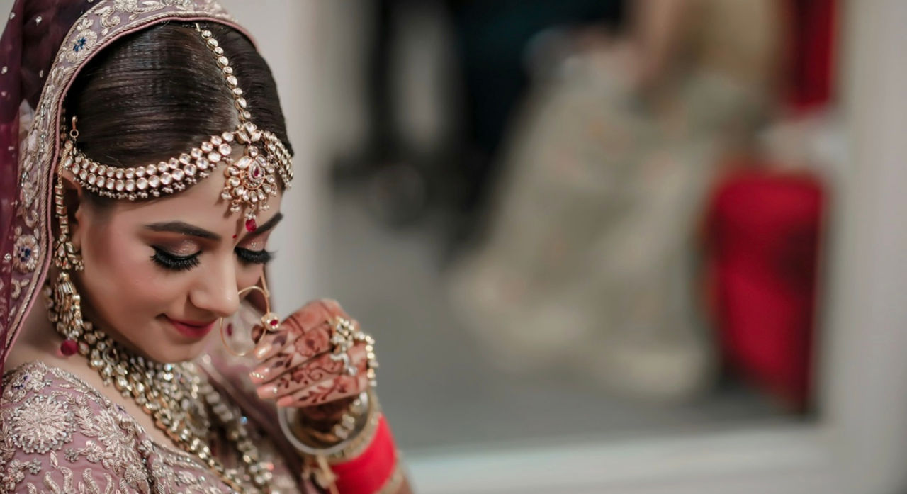 O femeie din India s-a căsătorit cu 25 de bărbați în șapte luni: Riscă închisoare.