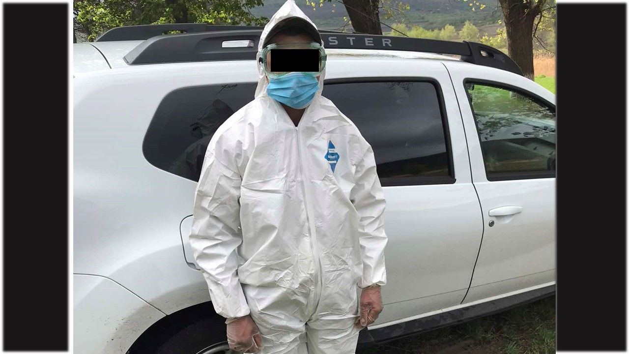 Полиция задержала трех молодых парней угнавших автомобиль в столице.