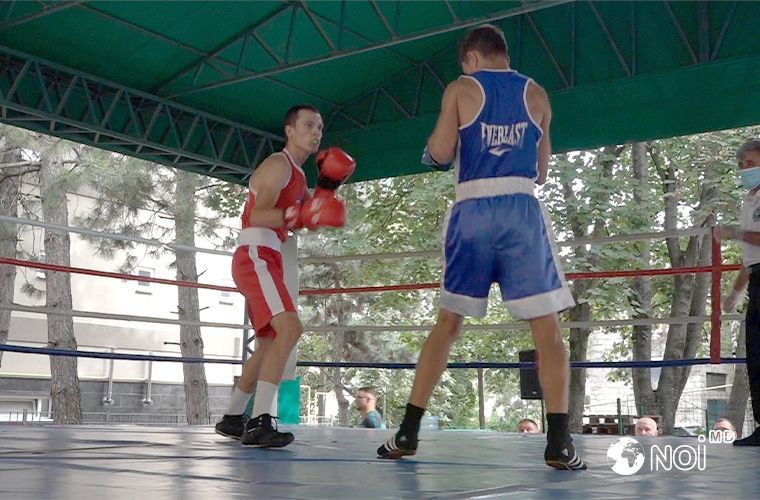 Стартовал чемпионат Молдовы по боксу.