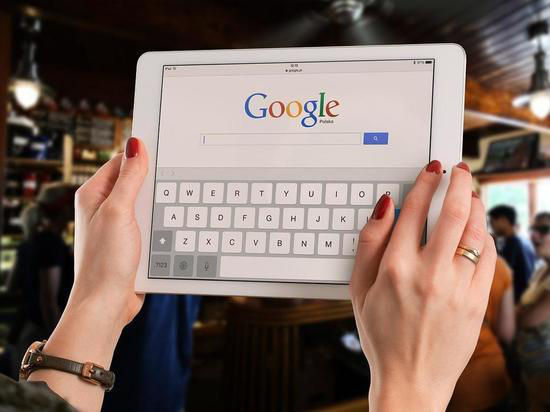 Компания Google заявила об отключении в России серверов Google Global Cache.