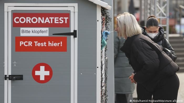 В Германии зафиксирован резкий всплеск заражаемости коронавирусом. Фото: dw.com