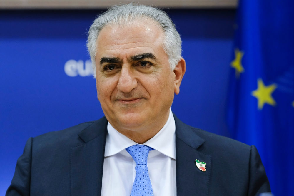 Fiul șahului iranian detronat a îndemnat la capturarea instituțiilor și ambasadelor.