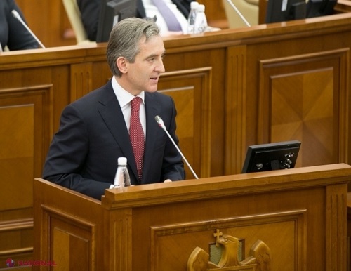 Iurie Leancă va merge marţi în Parlament şi va cere votul de încredere pentru învestirea Guvernului.