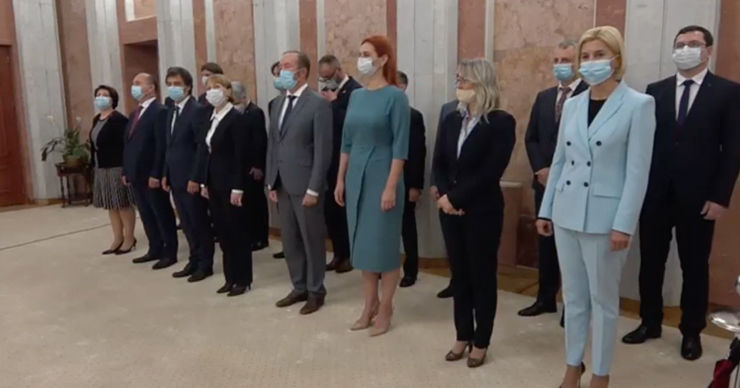 Члены правительства Натальи Гаврилицы принесли присягу.