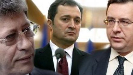 Dar vom putea lupta cu corupţia şi sărăcia numai dacă adoptăm şi realizăm (am început deja) recomandările UE 