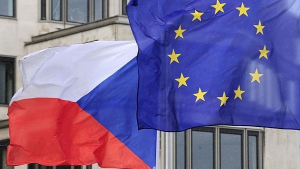 Чехия не хочет ссориться с Россией из-за ЕС.  Фото: eurasianews.md