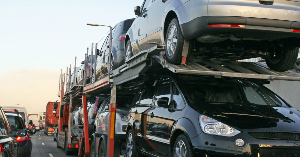 Persoanele care au adus mașini în admitere temporară pot să încheie regimul vamal pentru 40.000 de lei.
