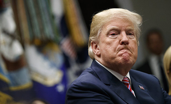 Трамп готов создать "живую стену" на границе с Мексикой.