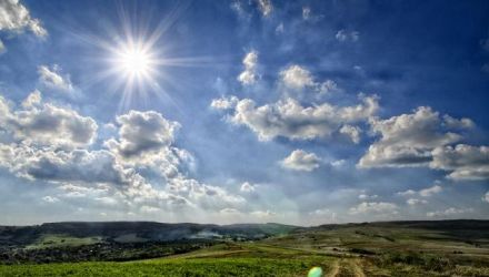 Începutul toamnei se prognozează a fi cald cu temperaturi plăcute 