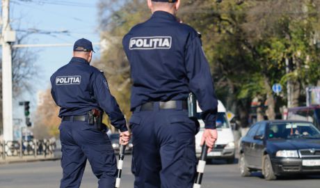În total, Pretura Râşcani a identificat aproximativ 1200 de locuri de parcare, oferite gratuit de către agenţii economici din zona Cimitirului „Sf. Lazăr”.