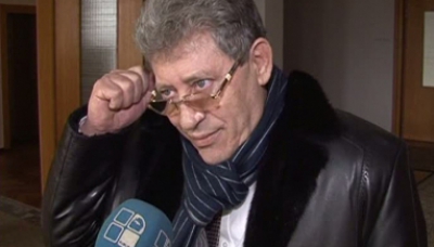 Гимпу считает, что правовые учреждения должны выполнять свою работу независимо от политической окраски.