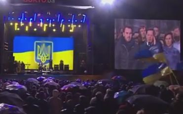 Ляшко заявил на митинге, что главная цель сейчас - это деолигархизация всей Украины.