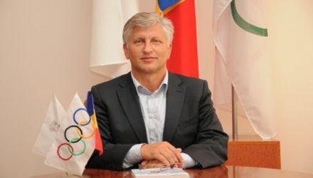 De partea cealaltă, campionul olimpic de la Barcelona a evitat să spună care sunt şansele sale. 