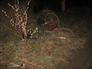 O femeie de 54 de ani a murit după ce a fost lovită în plin de o maşină. 