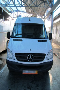 5 mijloace de transport cu acte contrafăcute reţinute în ultimele 72 de ore